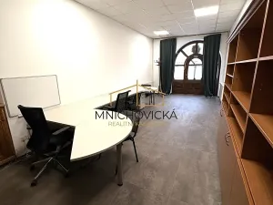 Pronájem kanceláře, Žebrák, Náměstí, 68 m2