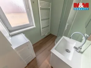 Prodej bytu 3+1, Nymburk, Husova, 68 m2