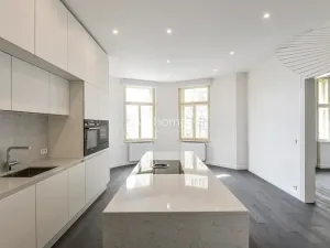 Pronájem bytu 4+kk, Praha - Vinohrady, Laubova, 137 m2