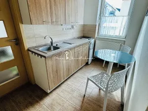 Pronájem bytu 1+1, České Budějovice, Třebízského, 26 m2