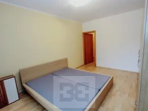 Pronájem bytu 2+kk, Praha - Holešovice, V háji, 54 m2