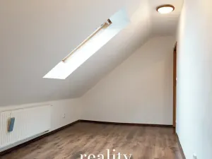 Prodej bytu 2+kk, Hrušovany nad Jevišovkou, Na Vršku, 57 m2