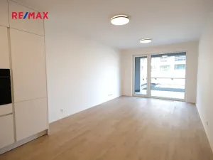 Pronájem bytu 2+kk, Praha - Hloubětín, Poděbradská, 59 m2