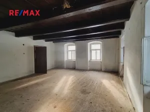 Prodej rodinného domu, Slatina, 215 m2