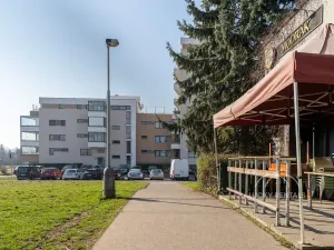 Pronájem bytu 2+kk, Praha - Kamýk, Freiwaldova, 43 m2