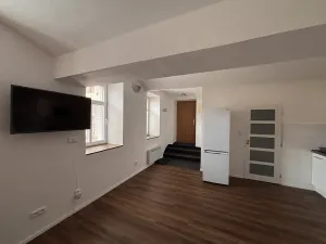 Pronájem bytu 2+kk, Jablonec nad Nisou, V Luzích, 45 m2