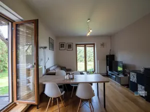 Prodej bytu 2+kk, Zbuzany, Lomená, 61 m2