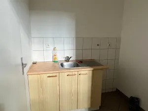 Pronájem kanceláře, Hradec Králové, Ječná, 18 m2