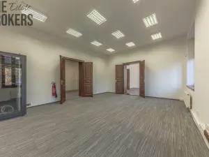 Pronájem kanceláře, Liberec - Liberec I-Staré Město, Vítězná, 230 m2