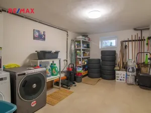 Prodej rodinného domu, Milovice, 249 m2