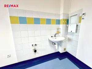 Pronájem ordinace, Kyjov, Masarykovo náměstí, 21 m2