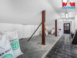 Prodej obchodního prostoru, Kraslice - Tisová, 560 m2