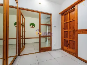 Pronájem rodinného domu, Praha - Šeberov, Zadní, 212 m2