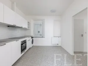 Prodej bytu 2+1, Praha - Libeň, U svobodárny, 56 m2