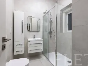 Prodej bytu 2+1, Praha - Holešovice, Stupkova, 48 m2