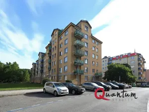 Pronájem garážového stání, Praha - Libeň, Kovanecká, 18 m2