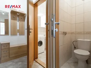 Pronájem bytu 2+kk, Praha - Strašnice, Názovská, 52 m2