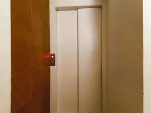 Pronájem bytu 1+kk, Praha - Troja, Povltavská, 66 m2