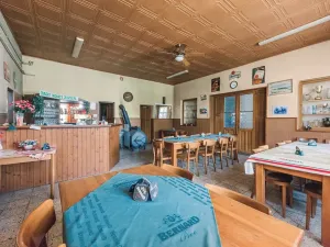 Prodej rodinného domu, Klamoš, 865 m2