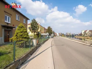 Pronájem bytu 2+1, Břeclav, nábř. Komenského, 57 m2