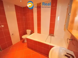 Pronájem bytu 1+1, Olomouc, Chválkovická, 55 m2