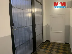 Pronájem kanceláře, Praha - Vinohrady, Sarajevská, 79 m2