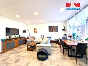 Prodej bytu 2+kk, Opava, náměstí Svaté Trojice, 57 m2