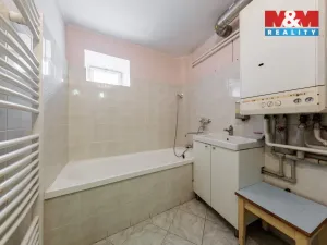 Prodej rodinného domu, Cheb, Kostelní náměstí, 148 m2