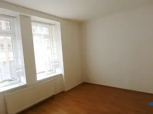 Prodej bytu 2+kk, Náchod, Komenského, 66 m2