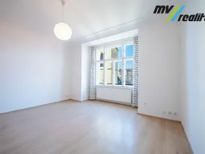 Prodej bytu 2+kk, Praha - Nové Město, Novomlýnská, 65 m2