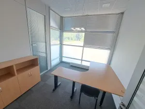 Pronájem kanceláře, Brno, Křižíkova, 247 m2