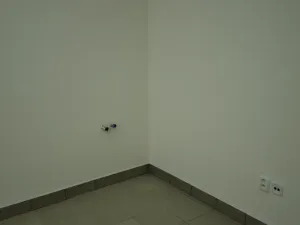 Pronájem obchodního prostoru, Frýdek-Místek, tř. T. G. Masaryka, 42 m2