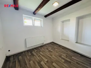 Pronájem bytu 2+1, Bzenec, Veselská, 75 m2