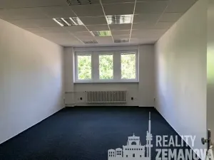 Pronájem kanceláře, Praha - Žižkov, U zásobní zahrady, 347 m2