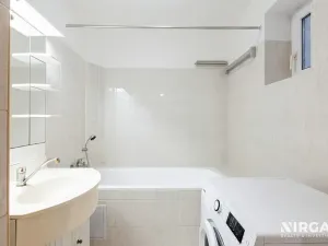 Prodej bytu 2+1, Praha - Vinohrady, Na Folimance, 63 m2