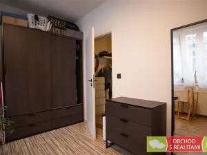 Pronájem bytu 2+kk, Praha, Janýrova, 57 m2
