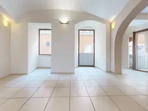 Prodej obchodního prostoru, Chrudim, Resselovo náměstí, 121 m2