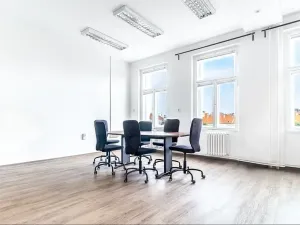 Pronájem kanceláře, Praha - Nové Město, Karlovo náměstí, 18 m2