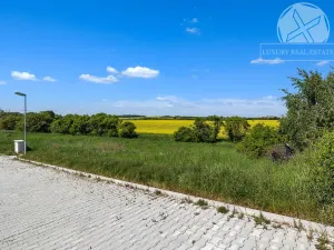 Prodej pozemku, Zlonín, 637 m2