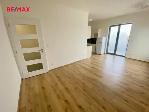 Pronájem bytu 2+kk, Plzeň, Na Terasách, 51 m2