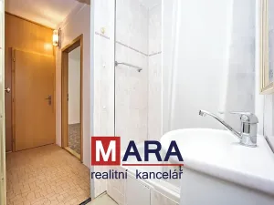 Pronájem bytu 2+1, Olomouc, Rožňavská, 43 m2