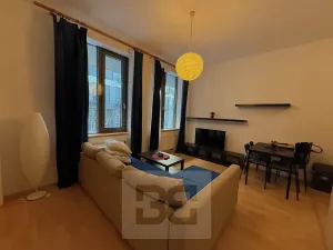 Pronájem bytu 2+kk, Praha - Holešovice, V háji, 44 m2