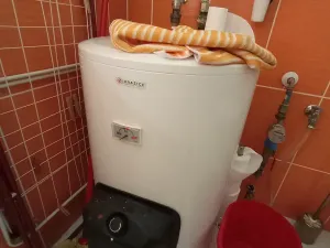 Pronájem bytu 1+kk, Chýně, U Dráhy, 37 m2