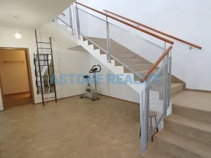 Pronájem bytu 3+kk, Praha - Stodůlky, Smíchovská, 141 m2