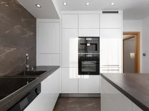 Prodej bytu 3+1, Opava, Holasická, 65 m2