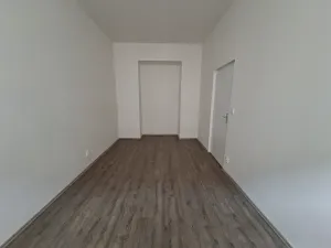 Pronájem bytu 2+1, Praha - Žižkov, Krásova, 44 m2