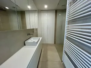 Prodej bytu 3+kk, Praha - Nové Město, Biskupský dvůr, 99 m2