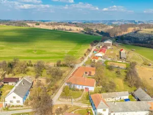 Prodej zemědělské usedlosti, Radonín, 185 m2