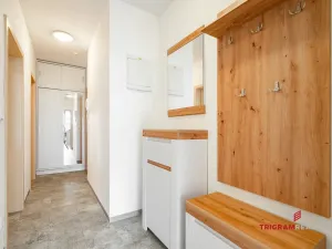 Pronájem bytu 2+kk, Hradec Králové - Roudnička, Roudničská, 41 m2