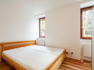 Pronájem bytu 2+kk, Hradec Králové - Roudnička, Roudničská, 41 m2